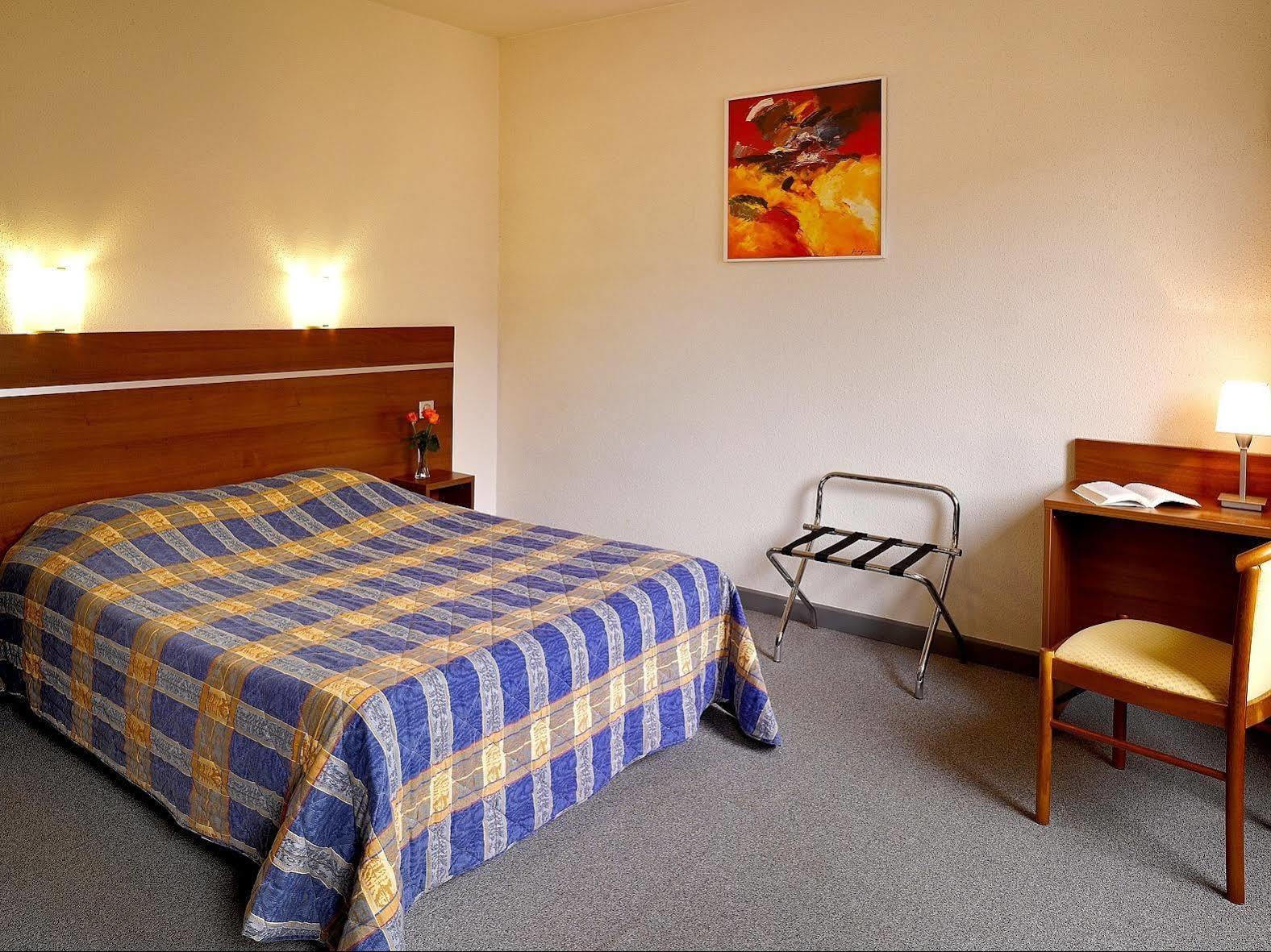 Logis Hotel-Restaurant De La Poste Urmatt エクステリア 写真